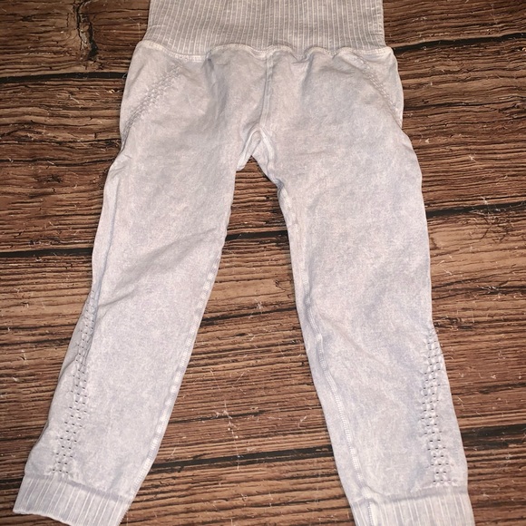 Free People Movement “Good Karma” capris icicle XS/S - Picture 3 of 5